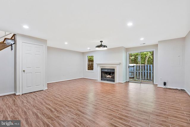 7204 OLDE LANTERN WAY, Springfield, VA 22152