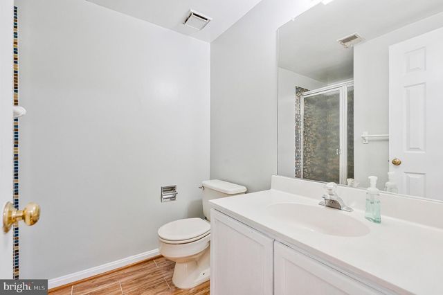 7204 OLDE LANTERN WAY, Springfield, VA 22152