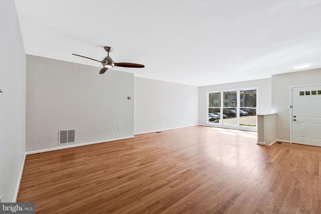 7204 OLDE LANTERN WAY, Springfield, VA 22152