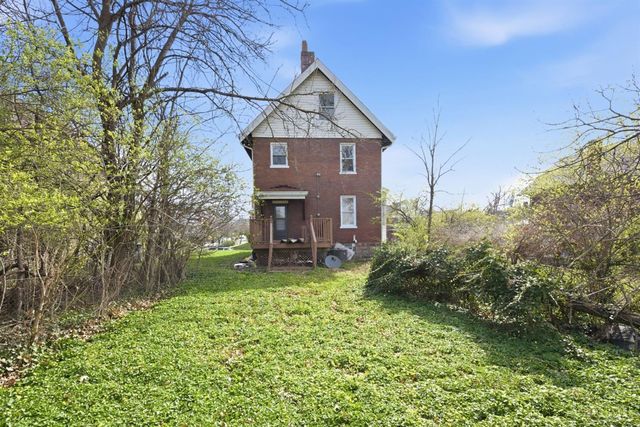 3443 Woodburn Avenue, Cincinnati, OH 45207