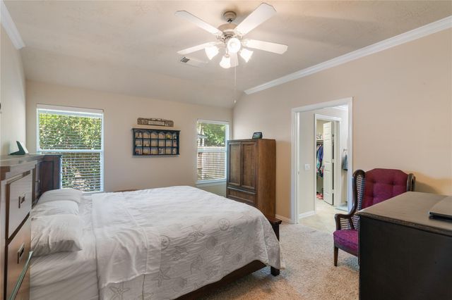 11 Abercrombie Place, Conroe, TX 77384