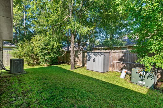 11 Abercrombie Place, Conroe, TX 77384