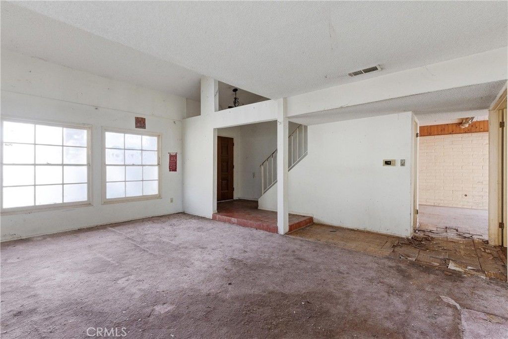 Image 4 of property listing at 5111 Randall, Culver City, CA 90230