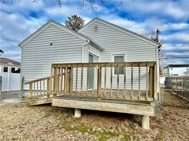 2 Locust Avenue, North Providence, RI 02911