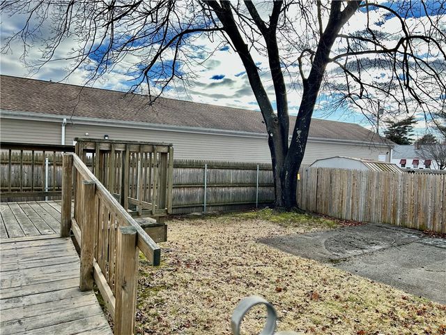 2 Locust Avenue, North Providence, RI 02911