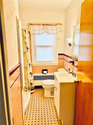 2 Locust Avenue, North Providence, RI 02911