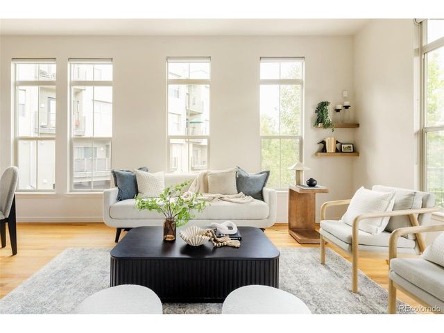 2889 Syracuse Ct, Denver, CO 80238