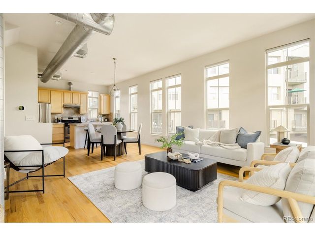 2889 Syracuse Ct, Denver, CO 80238