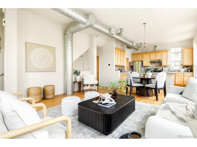 2889 Syracuse Ct, Denver, CO 80238
