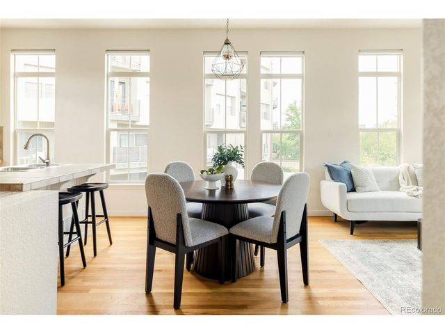 2889 Syracuse Ct, Denver, CO 80238