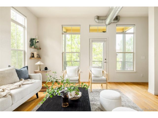 2889 Syracuse Ct, Denver, CO 80238