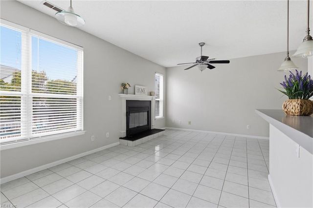 3213 Jade Ct Apt 202, Virginia Beach, VA 23451