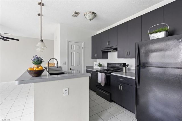 3213 Jade Ct Apt 202, Virginia Beach, VA 23451