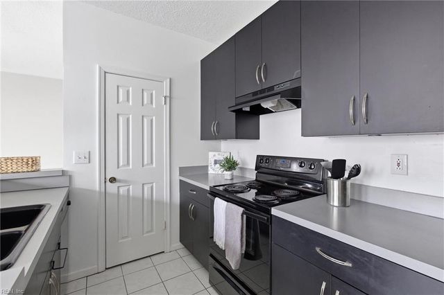 3213 Jade Ct Apt 202, Virginia Beach, VA 23451