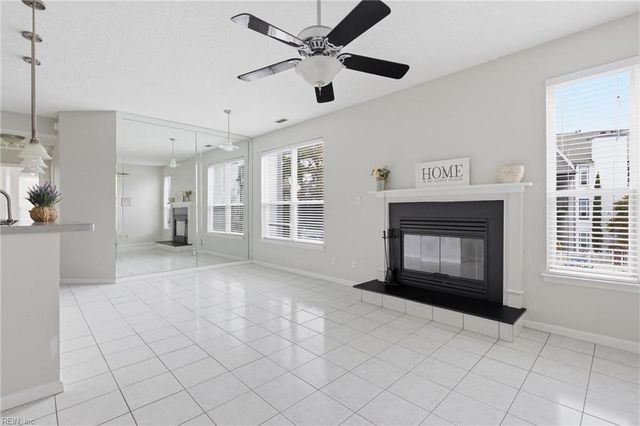 3213 Jade Ct Apt 202, Virginia Beach, VA 23451