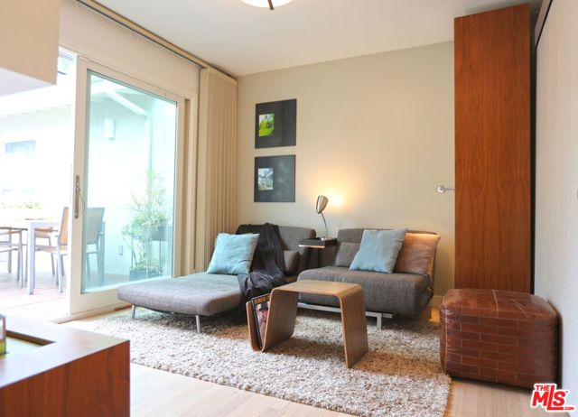 2707 Westwood Boulevard, Los Angeles, CA 90064