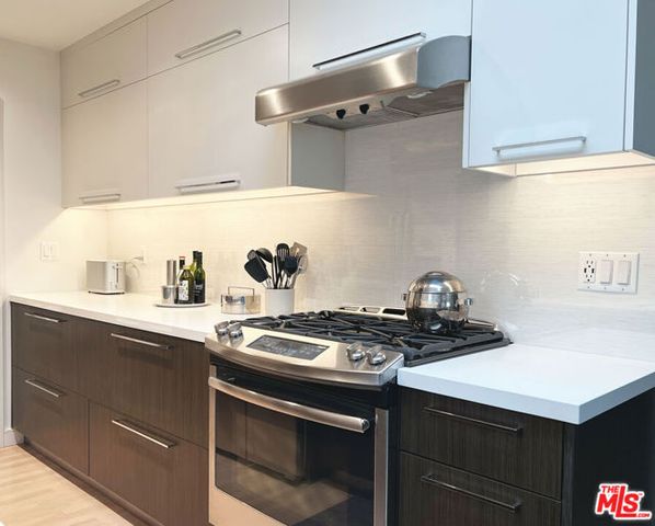 2707 Westwood Boulevard, Los Angeles, CA 90064