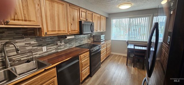 595 S Pond St, Boise, ID 83705