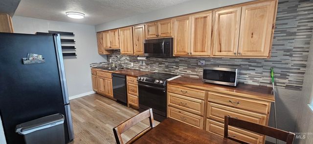 595 S Pond St, Boise, ID 83705