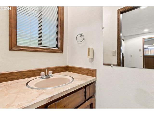 13713 Ne 178TH St, Battle Ground, WA 98604