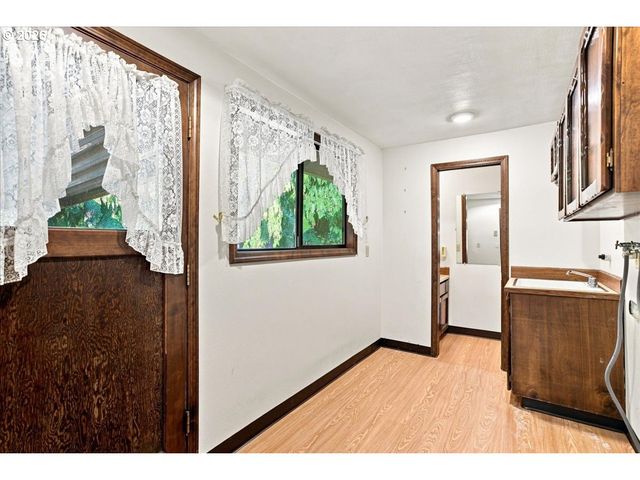 13713 Ne 178TH St, Battle Ground, WA 98604