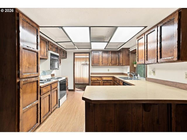 13713 Ne 178TH St, Battle Ground, WA 98604