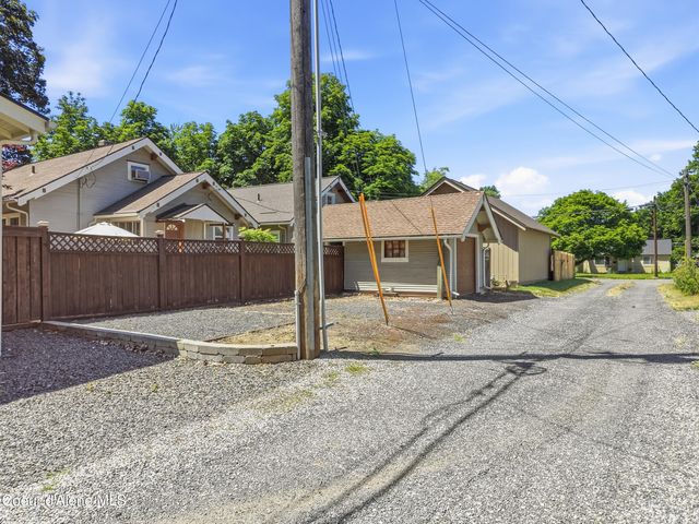 805 E Montana Ave, Coeur D'alene, ID 83814