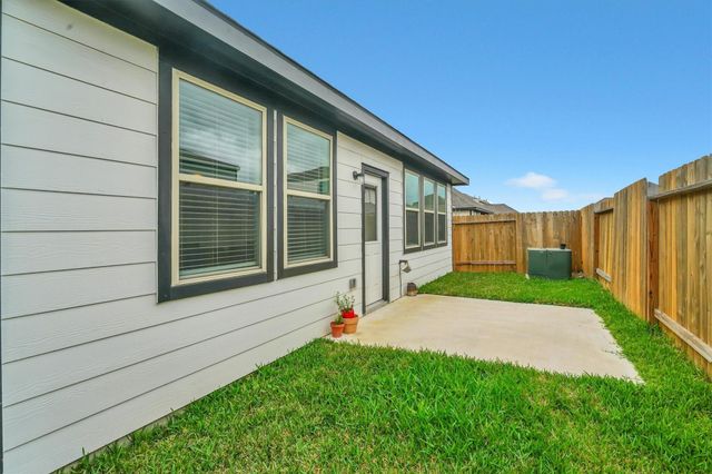 5339 Basquiat Drive, Houston, TX 77048