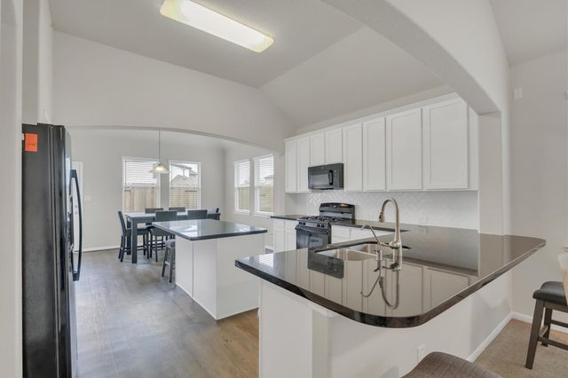 5339 Basquiat Drive, Houston, TX 77048