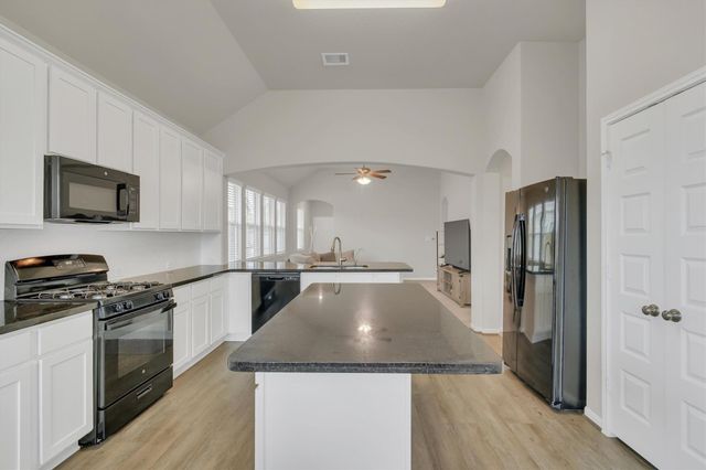 5339 Basquiat Drive, Houston, TX 77048