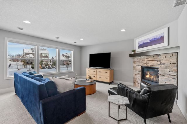 7529 Urbandale Lane N, Maple Grove, MN 55311