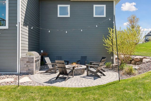 7529 Urbandale Lane N, Maple Grove, MN 55311
