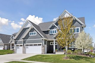 7529 Urbandale Lane N, Maple Grove, MN 55311