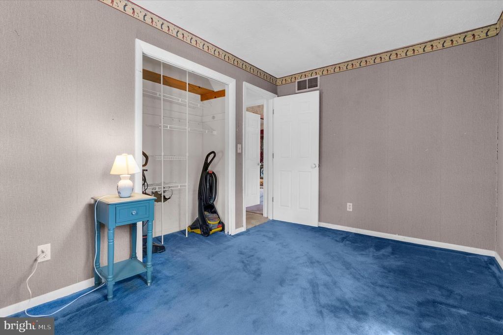Image 21 of property listing at 148 MAGOTHY BEACH RD, Pasadena, MD 21122