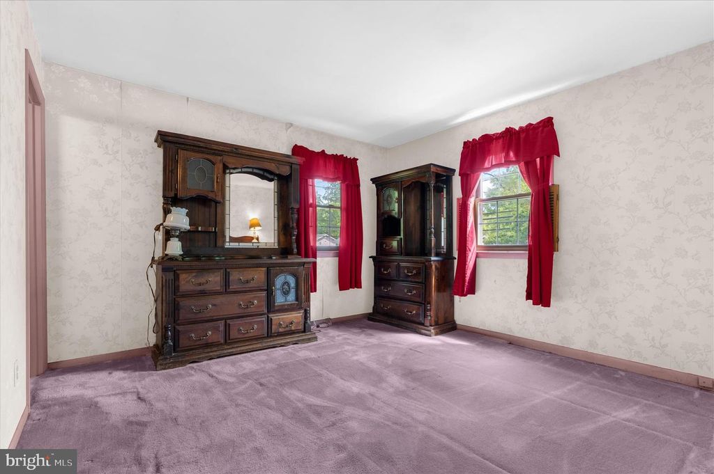Image 22 of property listing at 148 MAGOTHY BEACH RD, Pasadena, MD 21122