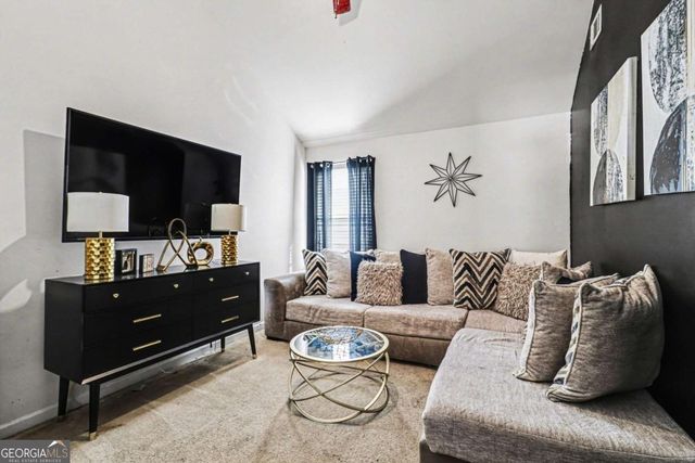 7666 Bowhead Court, Fairburn, GA 30213