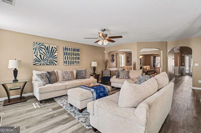 7666 Bowhead Court, Fairburn, GA 30213