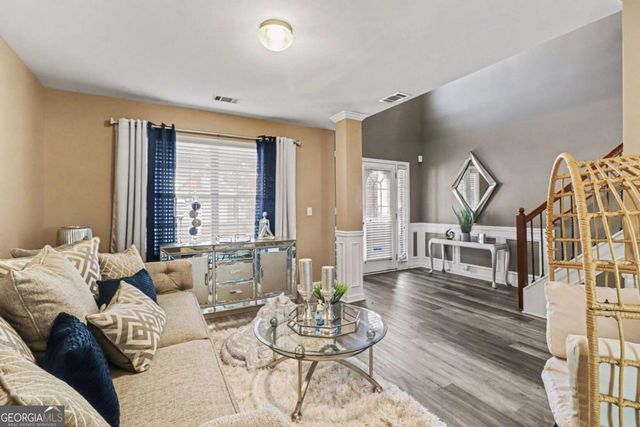 7666 Bowhead Court, Fairburn, GA 30213