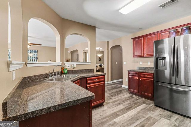 7666 Bowhead Court, Fairburn, GA 30213