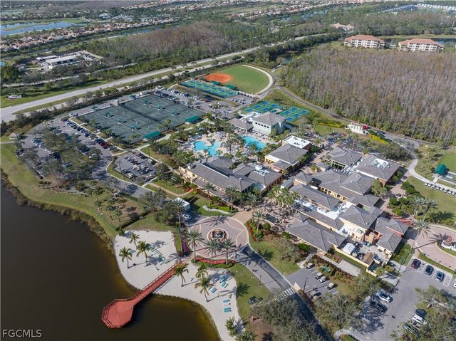 10565 Pistoia DR, Fort Myers, FL 33913