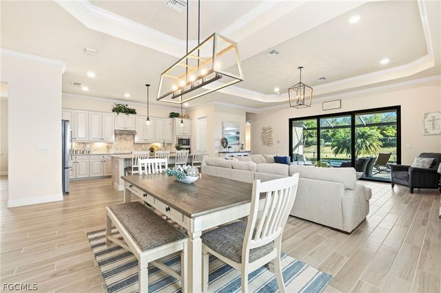 10565 Pistoia DR, Fort Myers, FL 33913