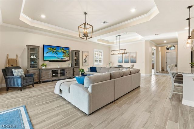 10565 Pistoia DR, Fort Myers, FL 33913