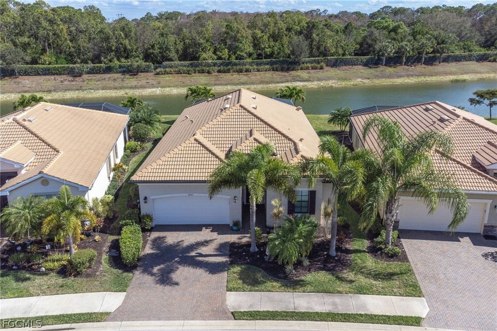 10565 Pistoia DR, Fort Myers, FL 33913