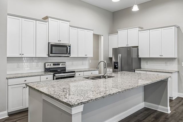 135 Cape Private Cir, Gallatin, TN 37066
