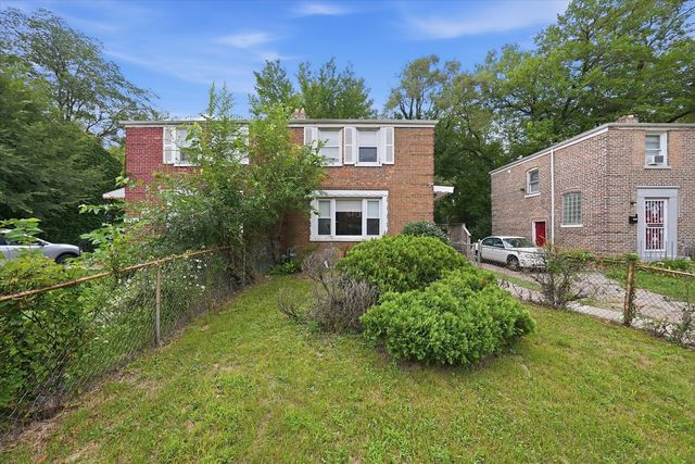 9709 S Yates Boulevard, Chicago, IL 60617