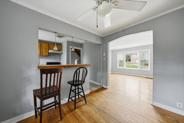 9709 S Yates Boulevard, Chicago, IL 60617