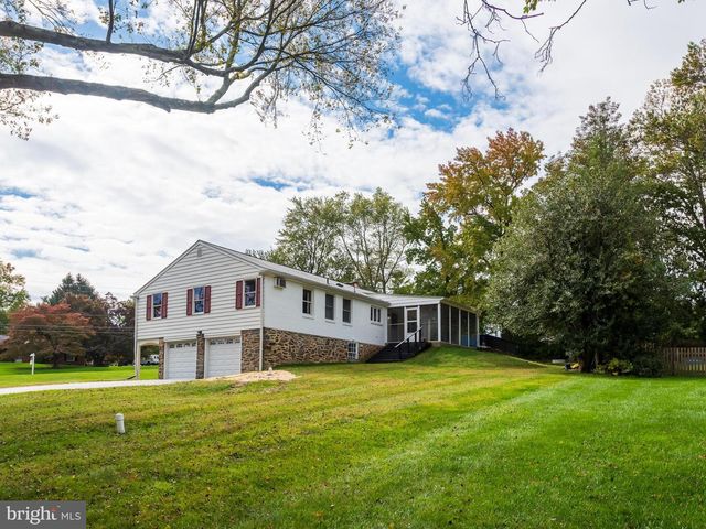 1105 WATERLOO RD, Berwyn, PA 19312