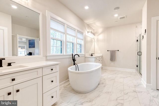 7679 CROSS CREEK DR, Columbia, MD 21044