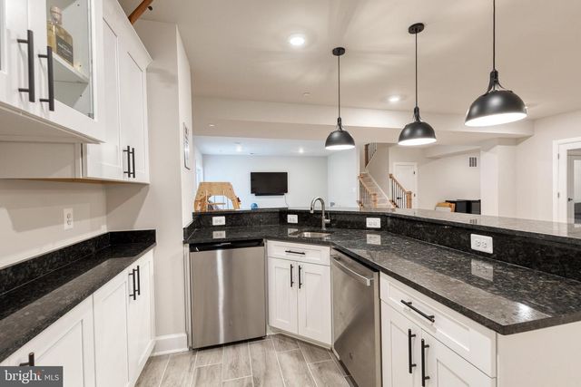 7679 CROSS CREEK DR, Columbia, MD 21044