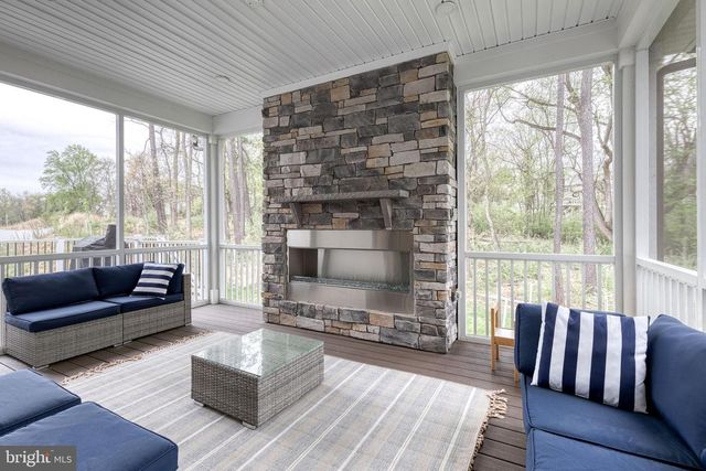 7679 CROSS CREEK DR, Columbia, MD 21044